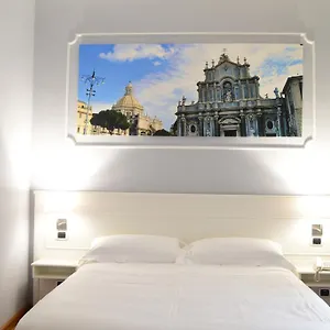 Centrum 3* CTA